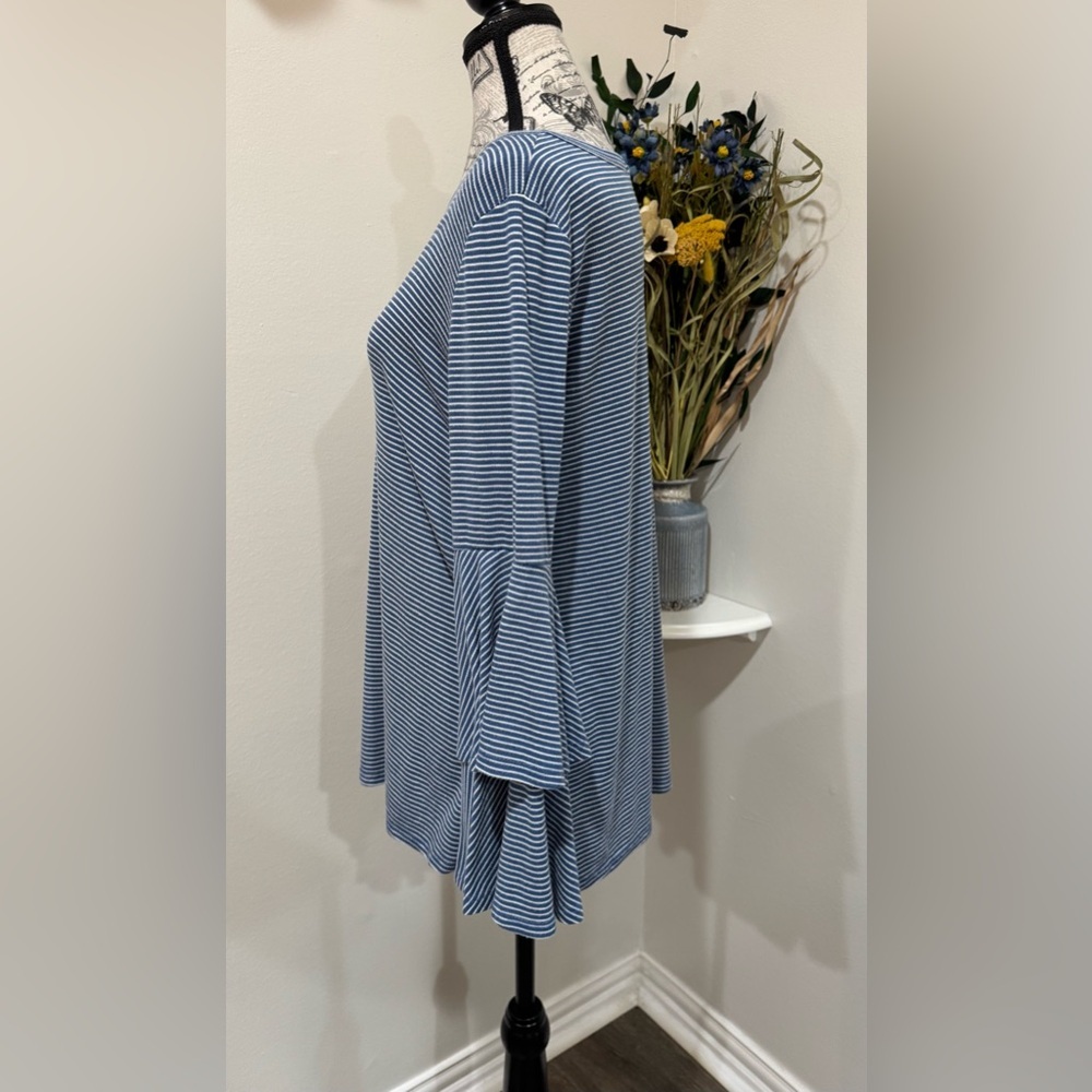 Altar’d State Blue Bell Sleeve Striped Tunic Top Boho Coastal Medium - Picture 4 of 6